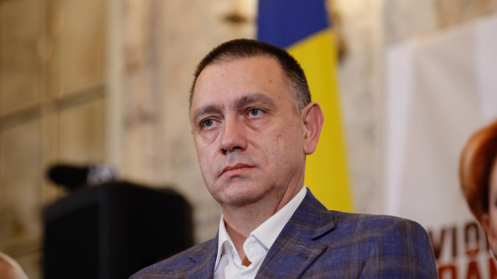 16:00 Fifor critică, din nou, guvernul din care PSD face parte: ”România intră în Zodia Bolojan”