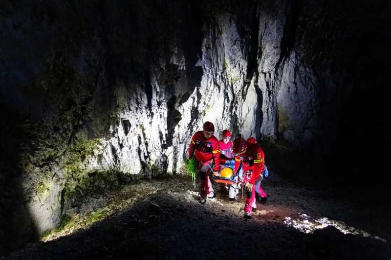 Salvamont: Peste 50 de persoane salvate de pe munte, în ultimele 24 de ore