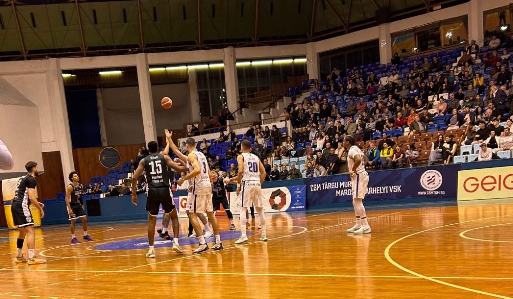 CSM Târgu Jiu pierde confruntarea din Ardeal. CSM Târgu Mureș -CSM Târgu Jiu 95-85