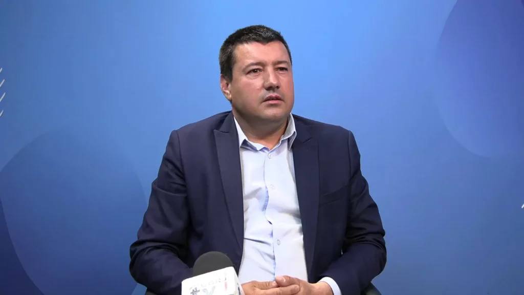 Primar: ”Nu moare nimeni dacă trecem, un an sau doi, prin reduceri salariale sau de posturi”