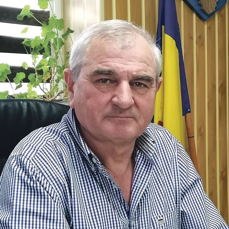 Stamatoiu: Din noul guvern n-ar trebui să mai facă parte USR