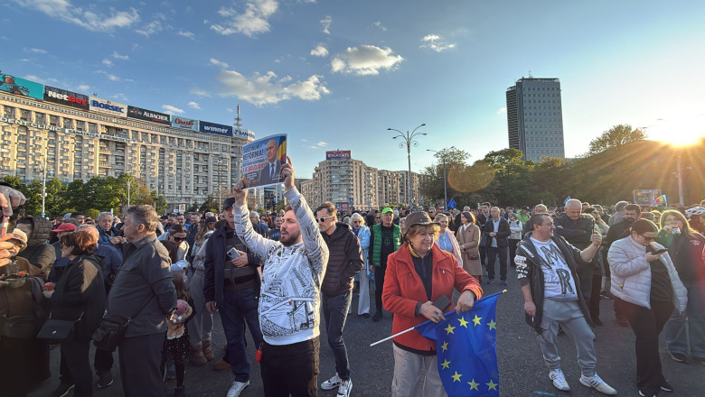 Manifestații pro-Bolojan la București și Oradea