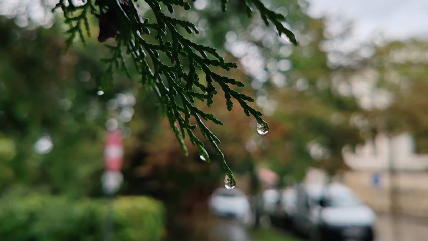 Vremea se răcește în toată țara. Temperaturi cu până la 12 grade mai scăzute decât ar fi normal