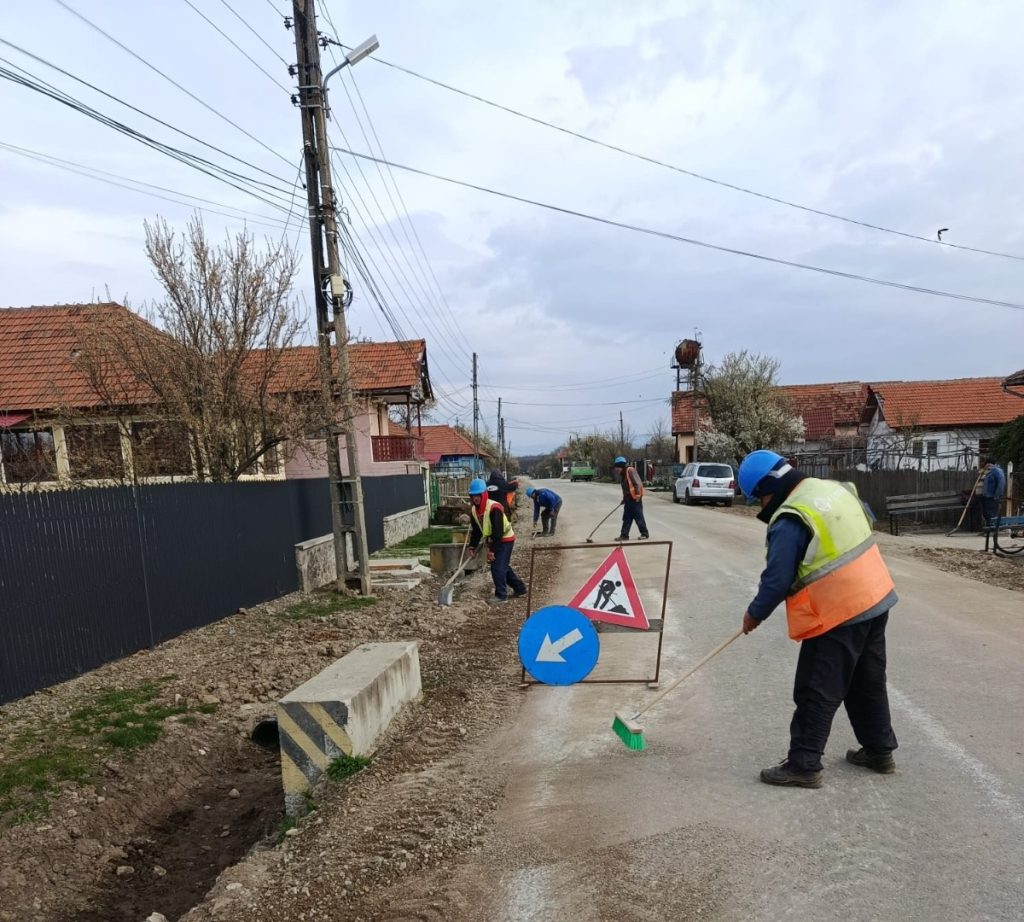 18:00 Investițiile în Târgu-Cărbunești, aproape de final. Lucrările la rețelele de apă și canalizare, stadiu de 97%